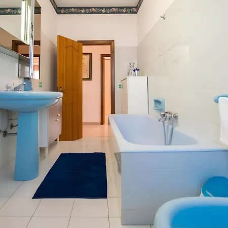 Vista Mare Lido Apartment *